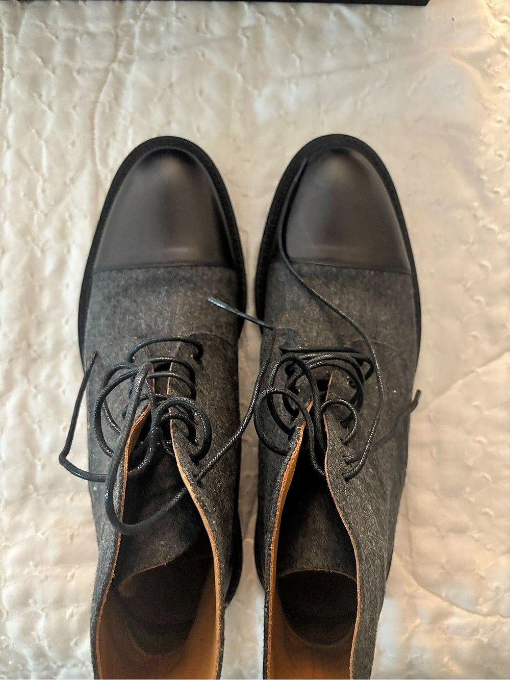 Taft Two-Tone Cap Toe Derby Shoes Like New